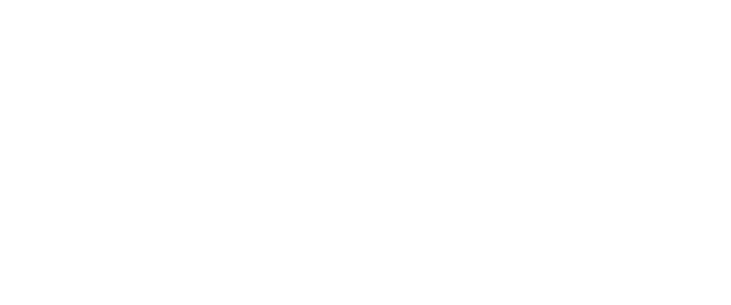 福岡・博多を代表する伝統工芸「博多織」は、織機の音を“たん、たん”と響かせながら、美しい織物を生み出します。その音と、一層一層焼き重ねる製法を掛け合わせて生まれた、食べやすいスティック仕立てのサンドクーヘン「はかたんたん」。自家製のあまおう苺生地とプレーン生地を交互に6層焼き重ね表面をホワイトチョコレートでコーティングして仕上げました。